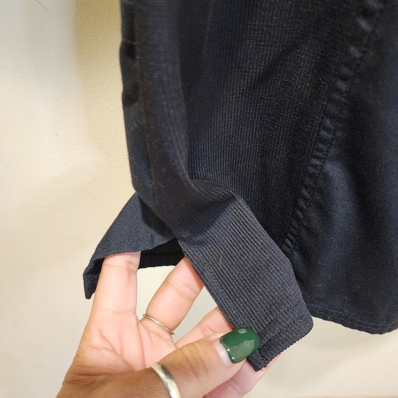 CHEROKEE Women's Black Scrub top size S - Picture 2 of 9